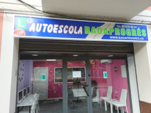 AUTOESCUELA BADAPROGRES en Sant Adrià de Besòs provincia Barcelona