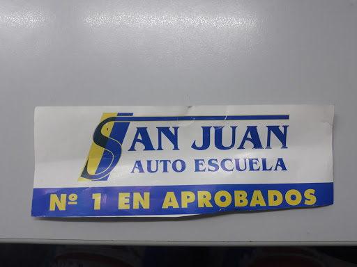Autoescuela San Juan s.c en San Juan de Aznalfarache provincia Sevilla