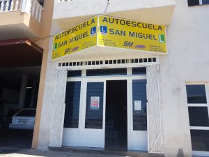 AUTOESCUELA SAN MIGUEL en El Monte O Guargacho provincia Santa Cruz de Tenerife